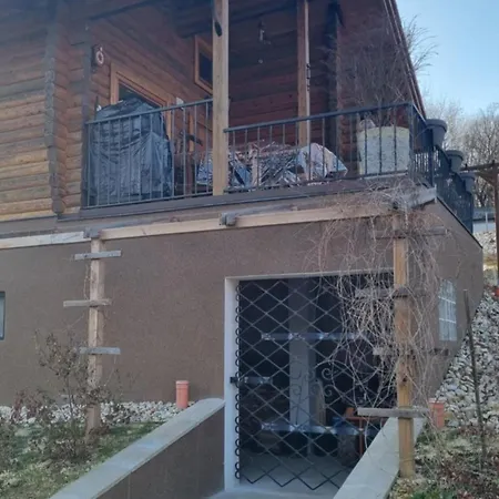 Roza Villa *